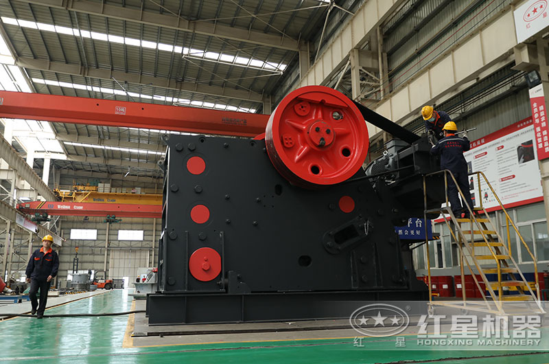 大型鄂破機