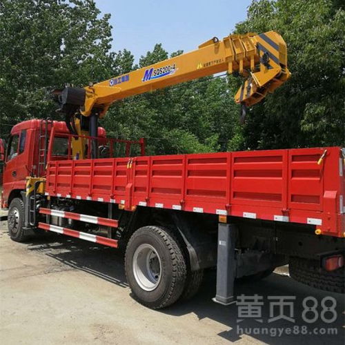 青海國(guó)五隨車吊 12噸五節(jié)臂隨車吊的性能優(yōu)勢(shì)與適用場(chǎng)景